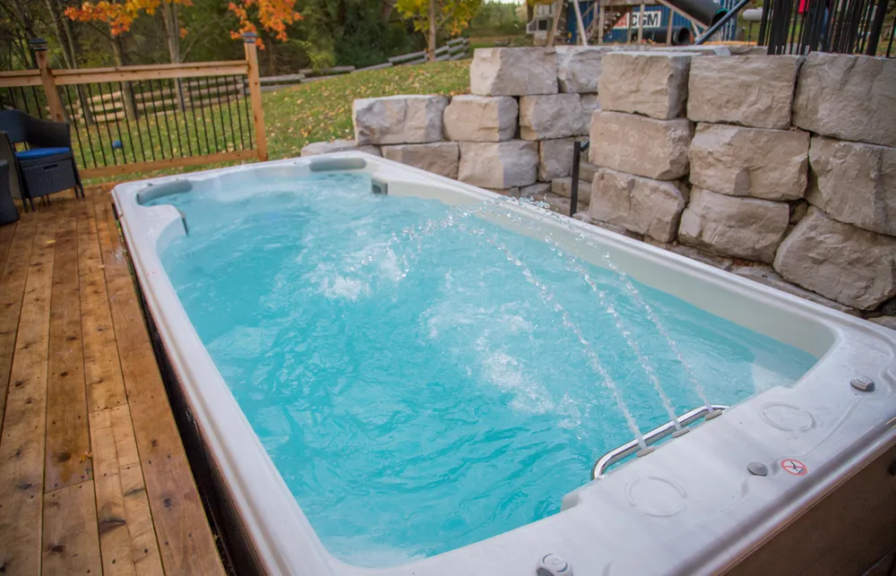 2018 swimlife swim spas 000 006 installation