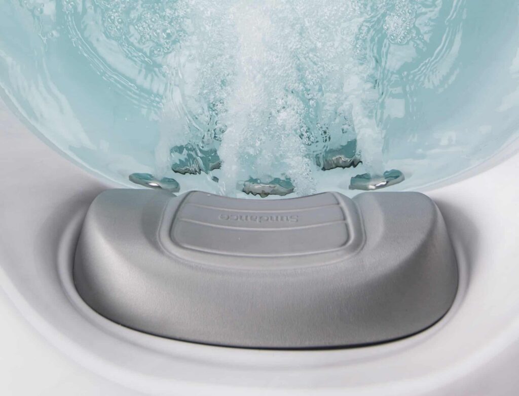how hot tubs can help athletes